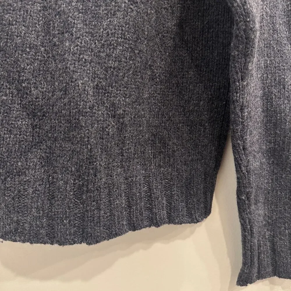 VTG Y2K Abercrombie & Fitch Gray Wool Sweater Sz Small Academia Preppy Old Money